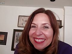 ซุกซนอเมริกันแม่ของเล่นกับตัวเอง