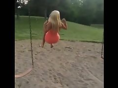 สองสามเอาแต่ใจ pawgs!!!